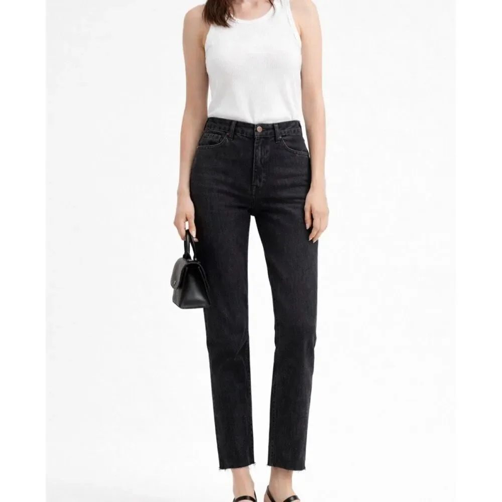 Triarchy Charcoal Cropped Straight-Leg Premium Denim Jeans